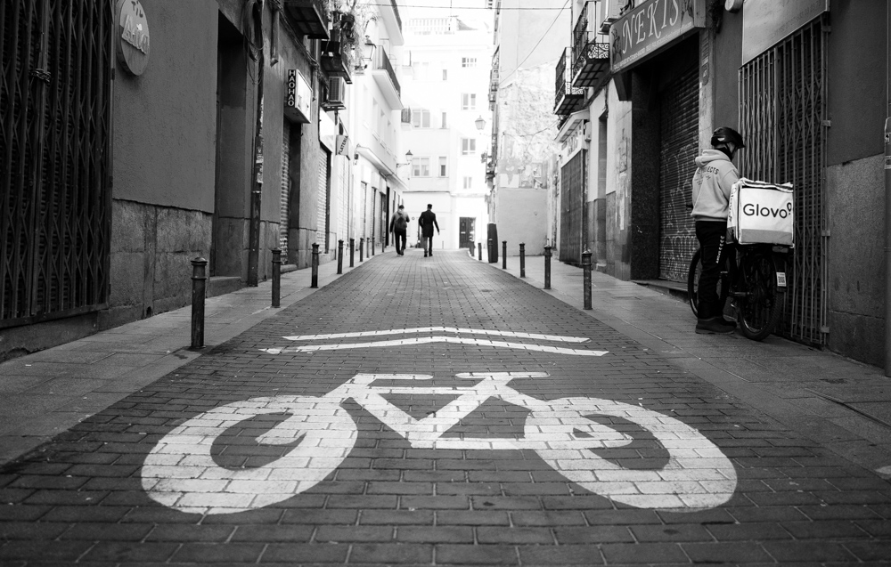 STREET PHOTOGRAPHER IN MADRID